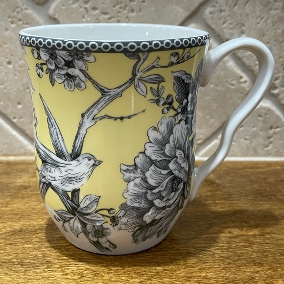 222 Fifth ADELAIDE YELLOW Bird Floral Porcelain Mug - Picture 3 of 9
